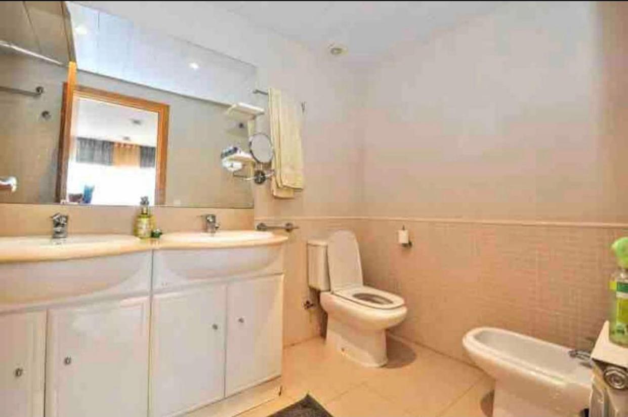 Vakantiehuis Wonderful Townhouse On Sa Boadella Beach *