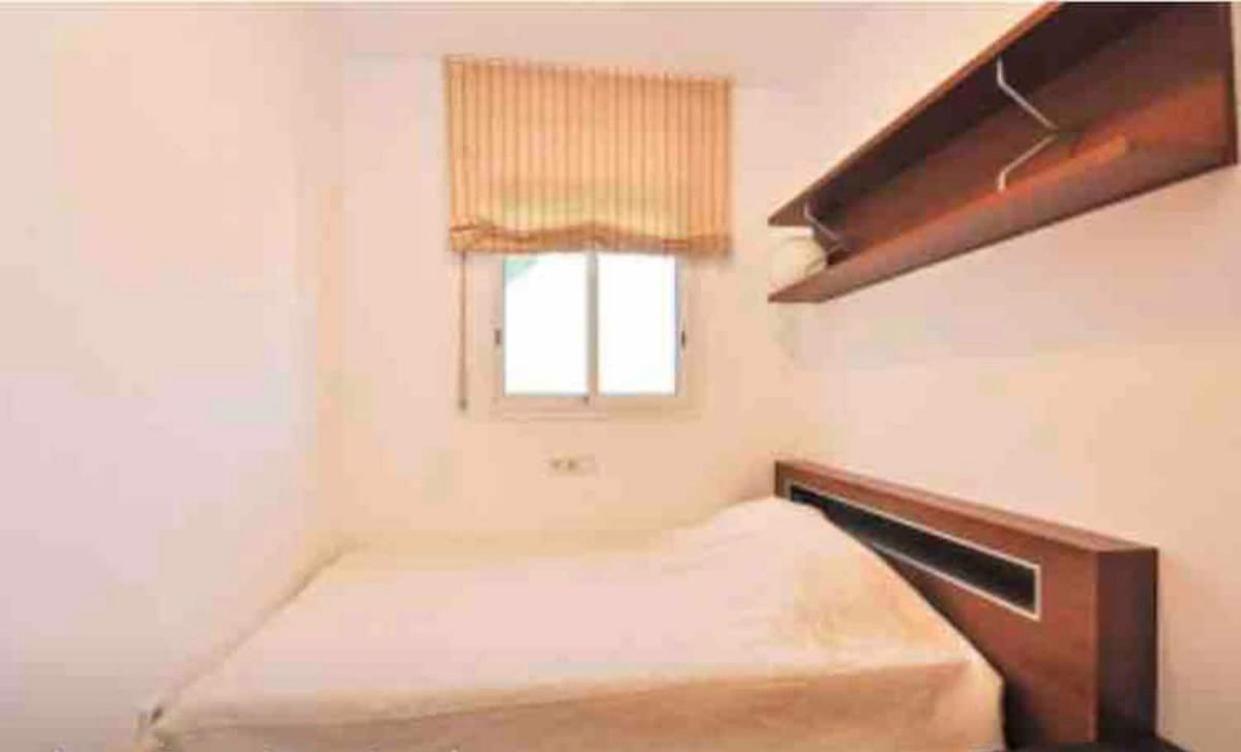 Wonderful Townhouse On Sa Boadella Beach Vakantiehuis *