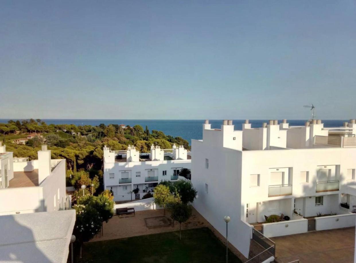 Vakantiehuis Wonderful Townhouse On Sa Boadella Beach
